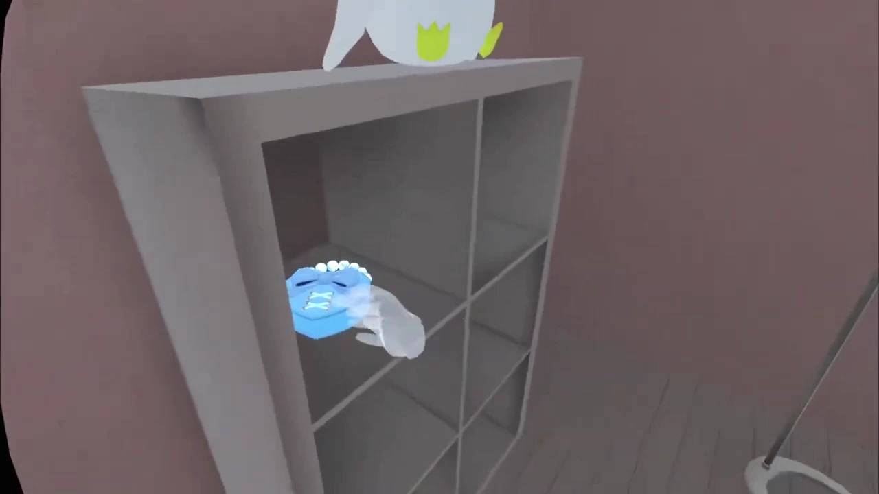 Invisible Man VR In Eleanor's Room Screenshot (12)
